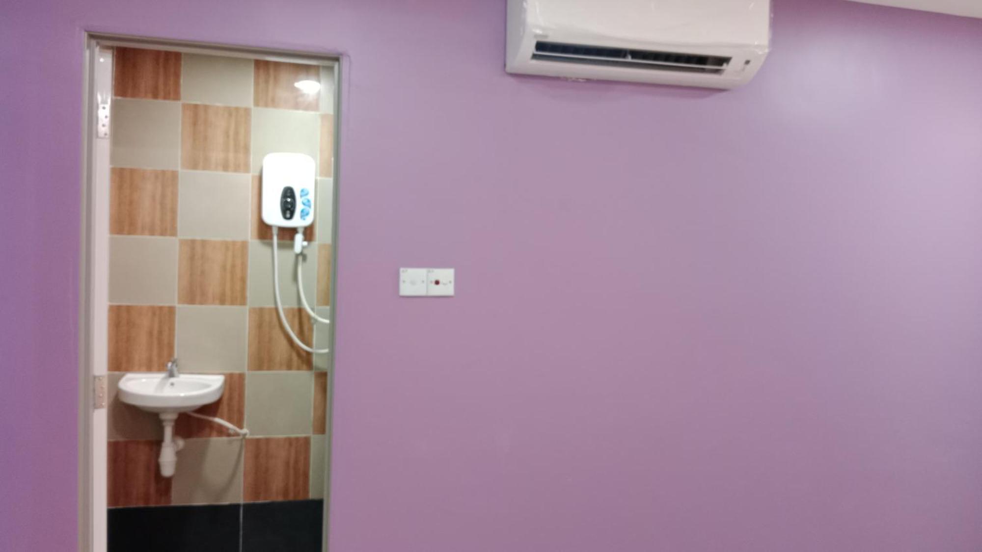 ホテル Nilai H2 エクステリア 写真