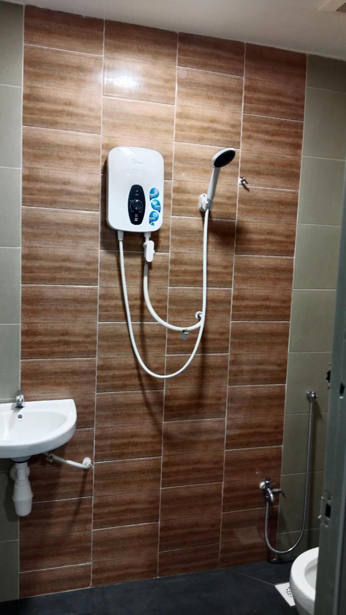 ホテル Nilai H2 エクステリア 写真